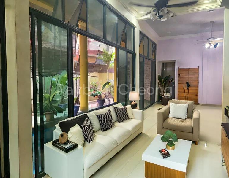 6 Bed Semi-Detached House (Landed) for Sale in  Sims Avenue East - Image 2